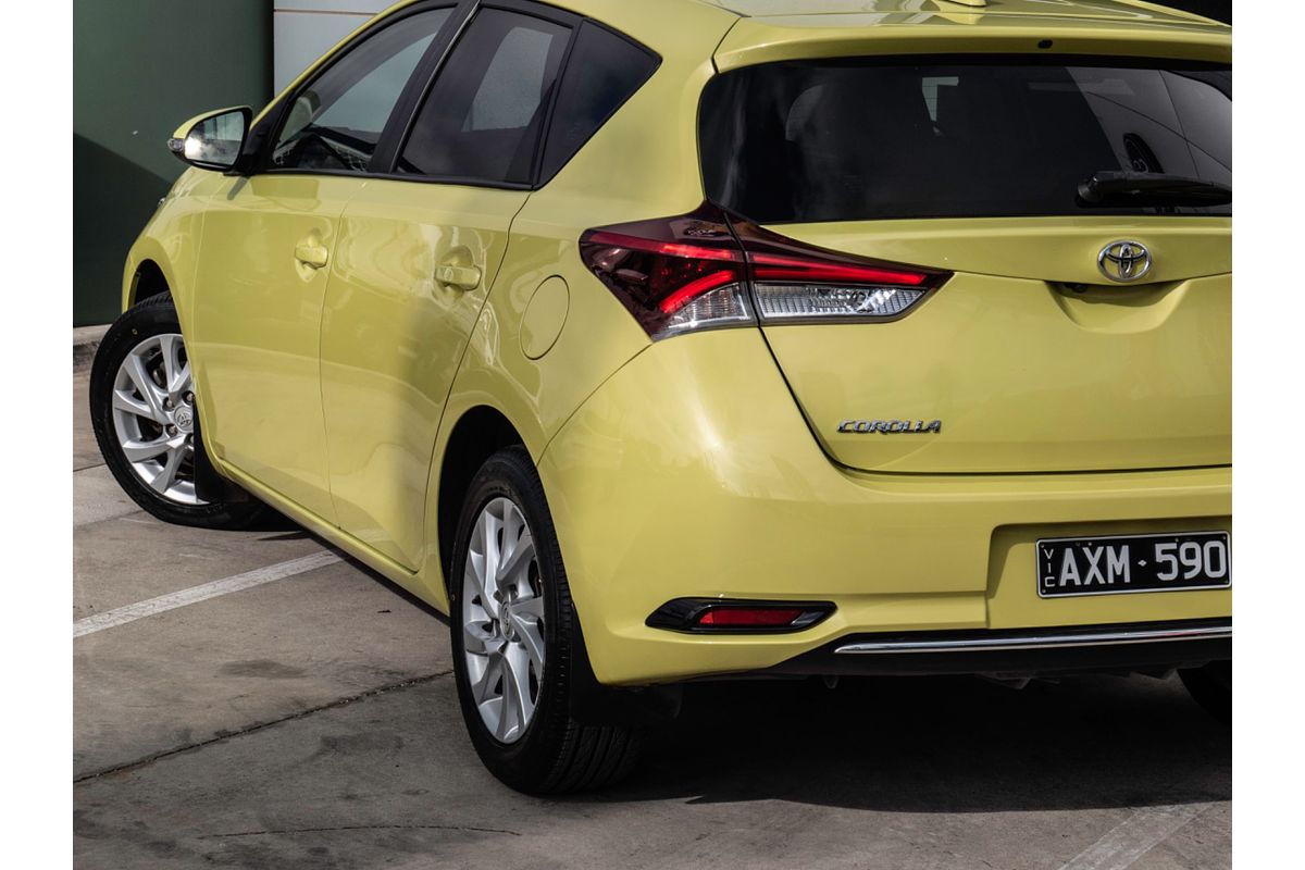 2017 Toyota Corolla Ascent Sport ZRE182R