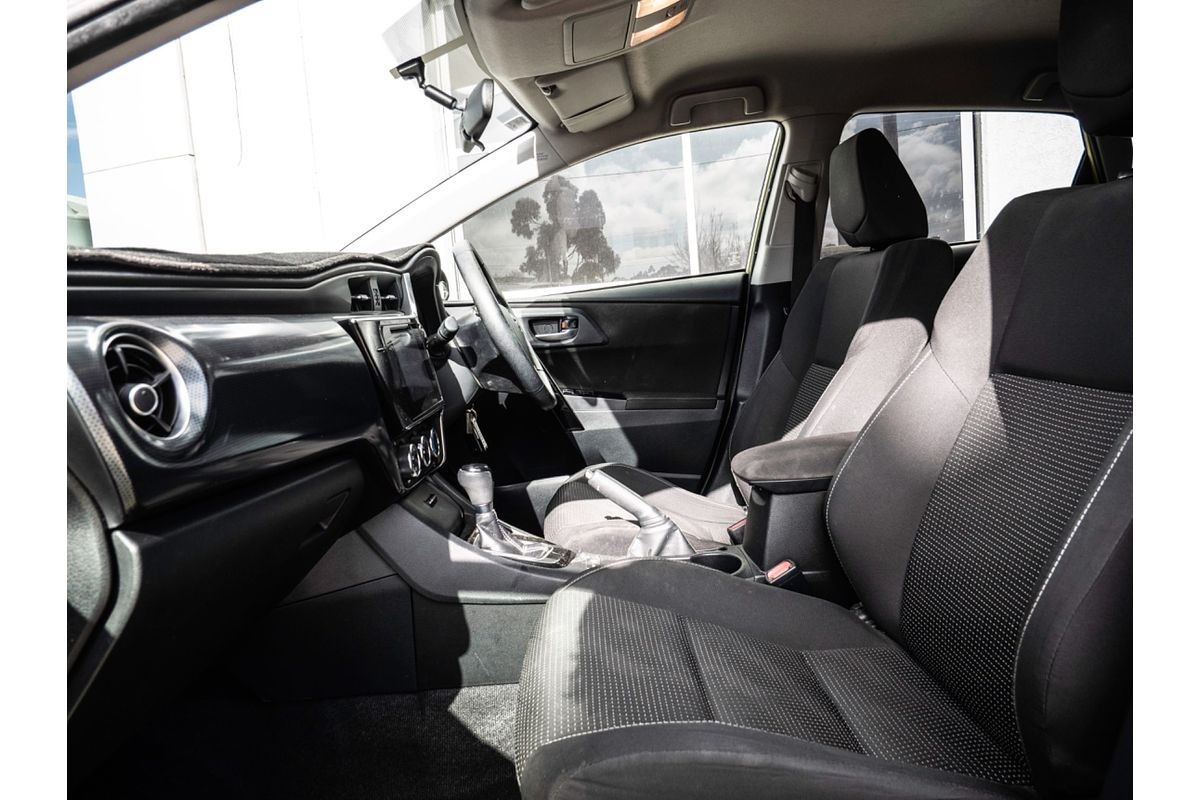 2017 Toyota Corolla Ascent Sport ZRE182R