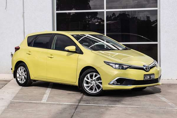 2017 Toyota Corolla Ascent Sport ZRE182R