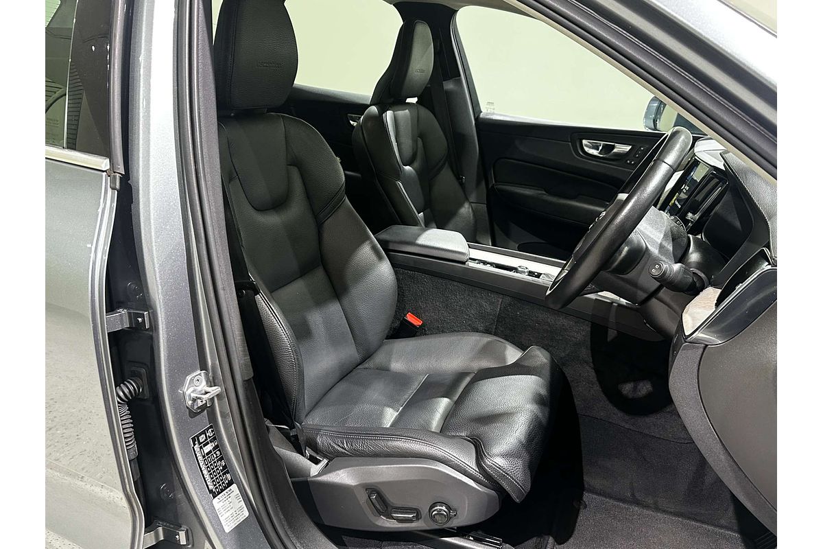 2019 Volvo XC60 T5 Inscription