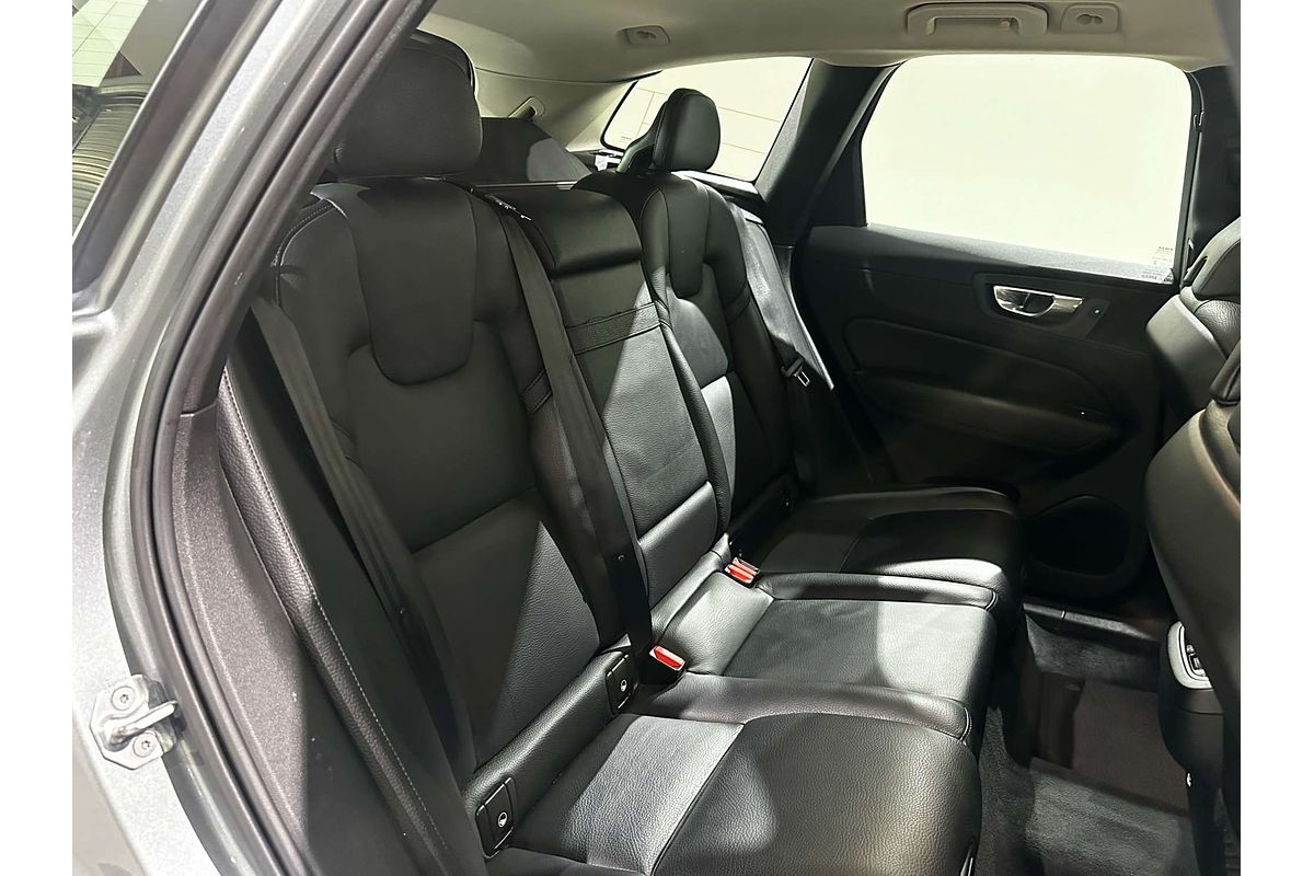 2019 Volvo XC60 T5 Inscription