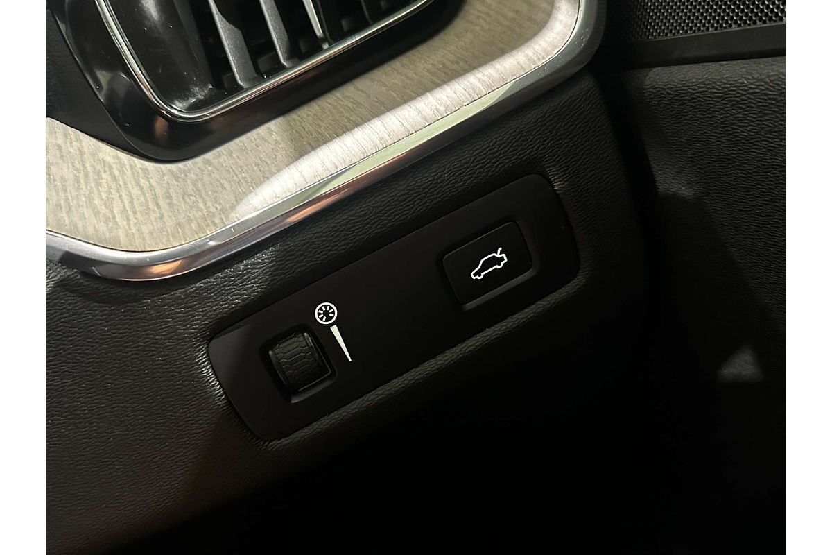 2019 Volvo XC60 T5 Inscription