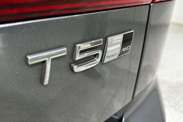 2019 Volvo XC60 T5 Inscription