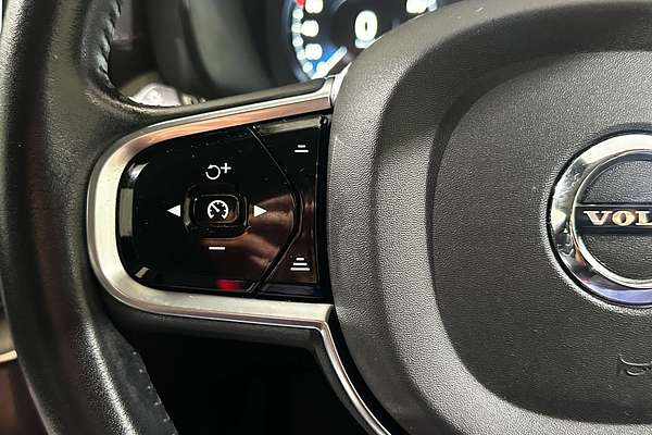 2019 Volvo XC60 T5 Inscription