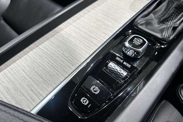 2019 Volvo XC60 T5 Inscription