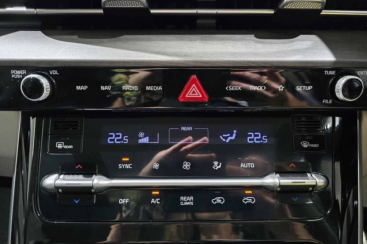 2023 Kia Carnival SLi KA4