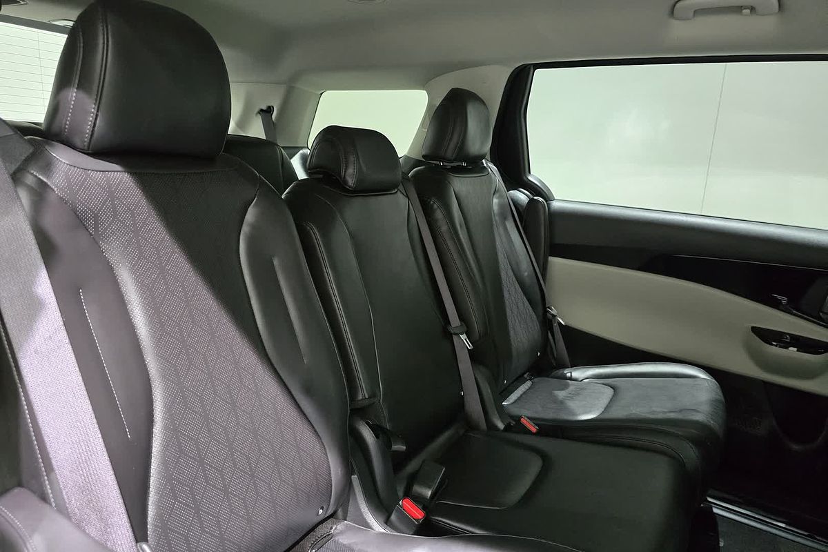 2023 Kia Carnival SLi KA4