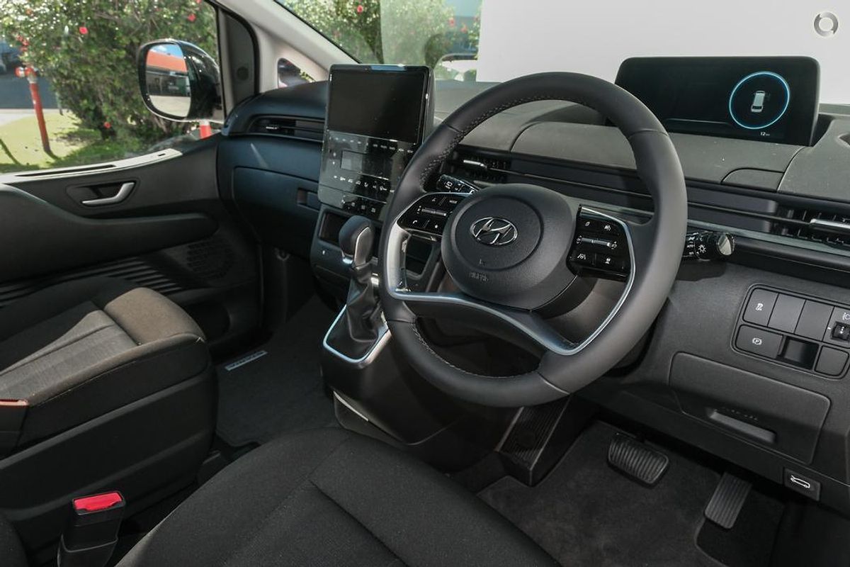 2025 Hyundai STARIA LOAD Premium US4.V3