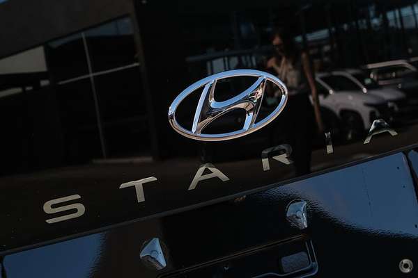 2025 Hyundai STARIA LOAD Premium US4.V3