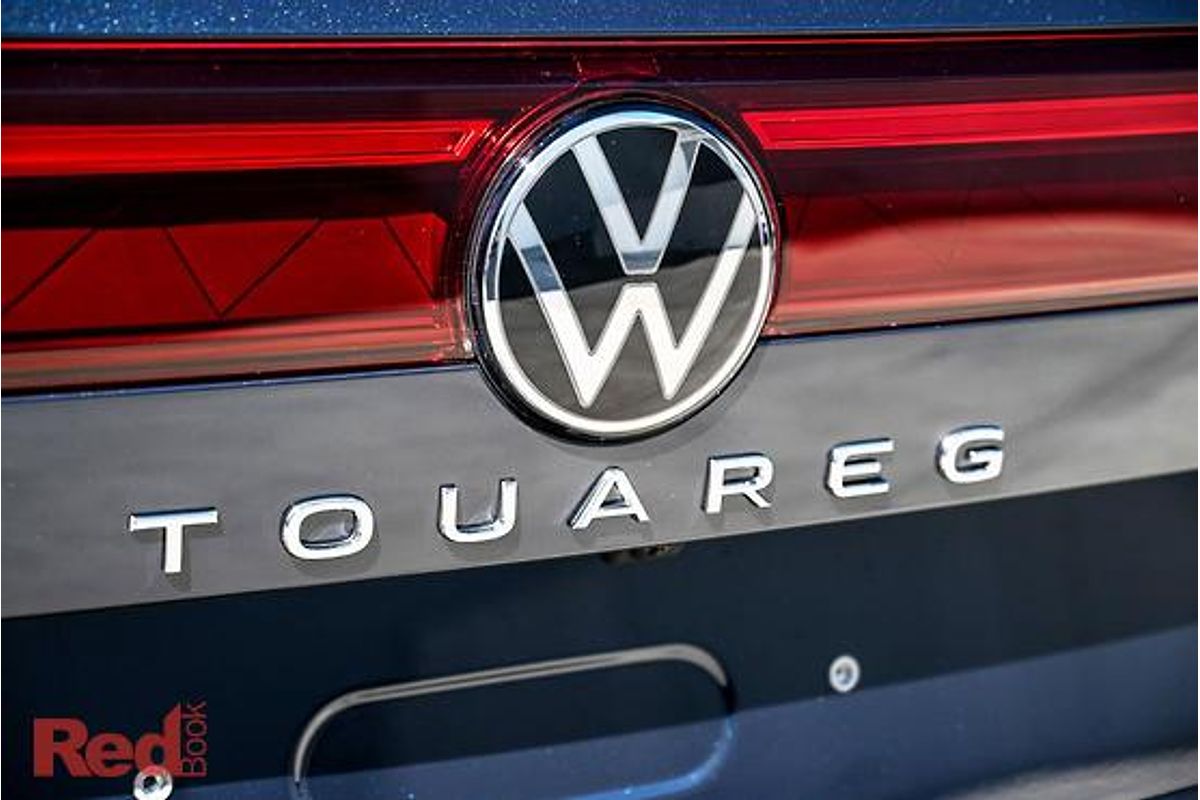 2024 Volkswagen Touareg 210TDI R-Line RC
