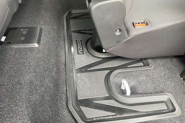 2024 Isuzu MU-X LS-M