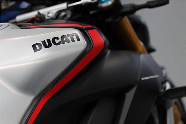 2022 Ducati Streetfighter V4 SP Streetfighter