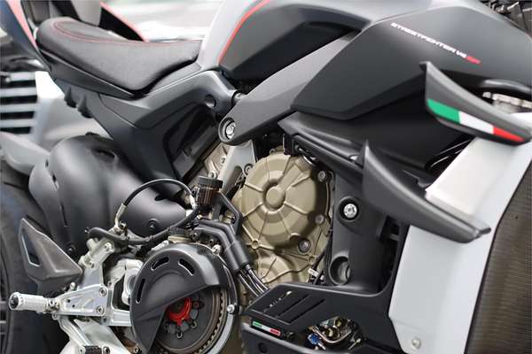 2022 Ducati Streetfighter V4 SP Streetfighter