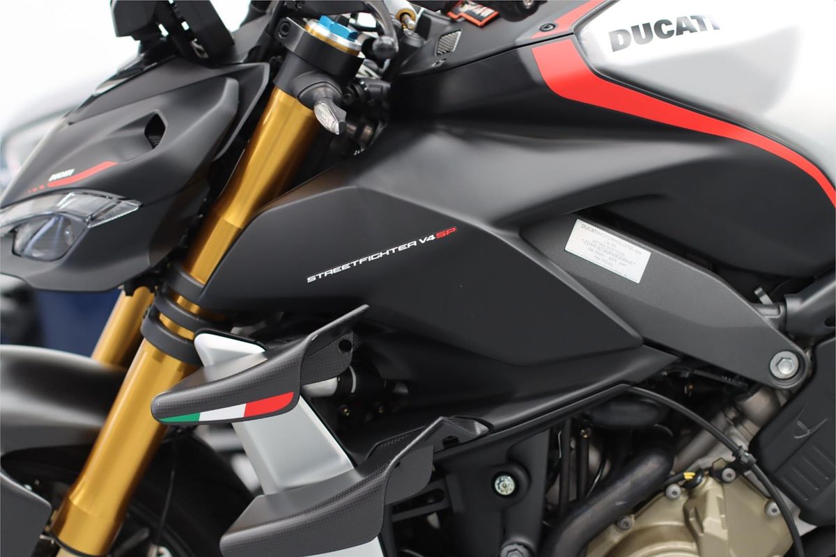 2022 Ducati Streetfighter V4 SP Streetfighter