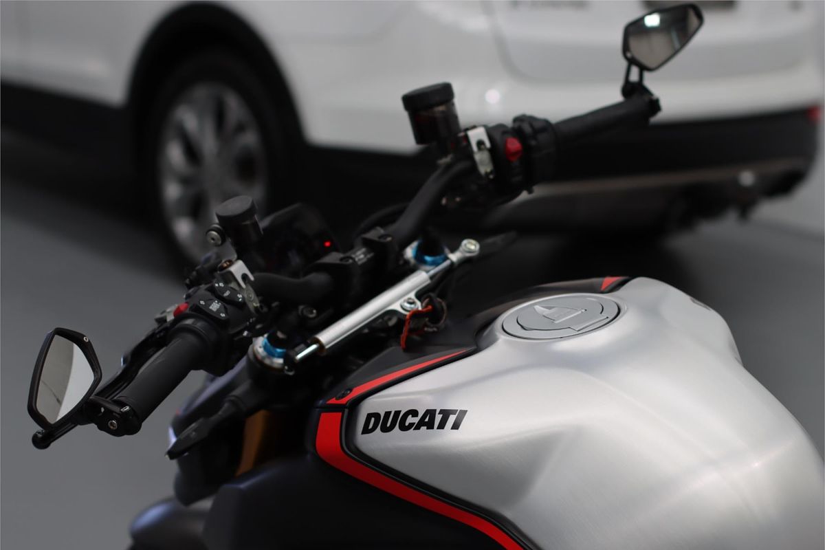 2022 Ducati Streetfighter V4 SP Streetfighter