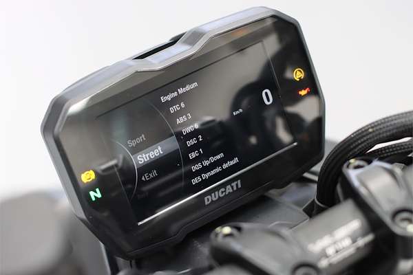 2022 Ducati Streetfighter V4 SP Streetfighter