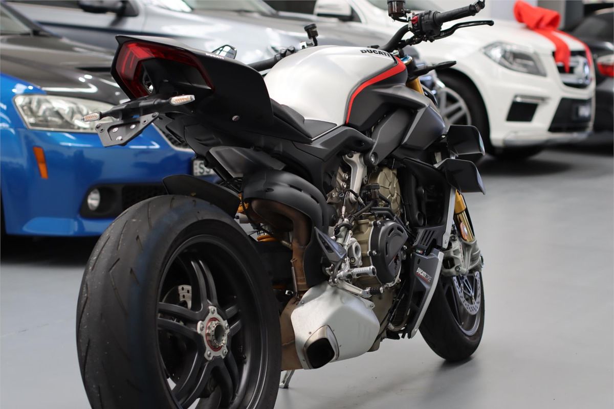 2022 Ducati Streetfighter V4 SP Streetfighter