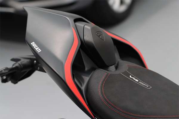 2022 Ducati Streetfighter V4 SP Streetfighter