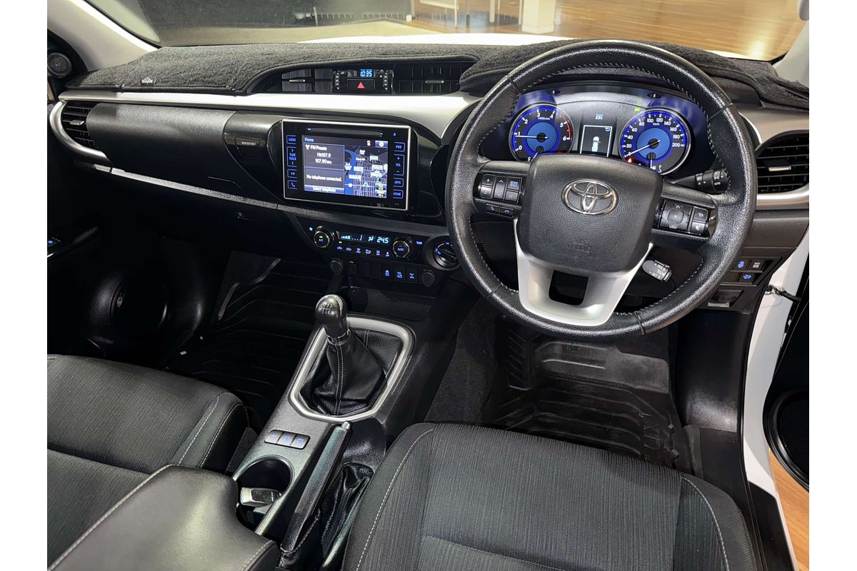 2019 Toyota Hilux SR5 GUN126R 4X4