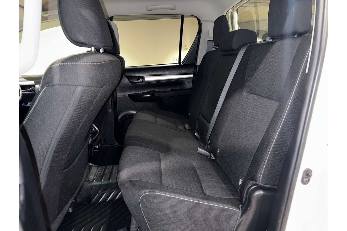 2019 Toyota Hilux SR5 GUN126R 4X4