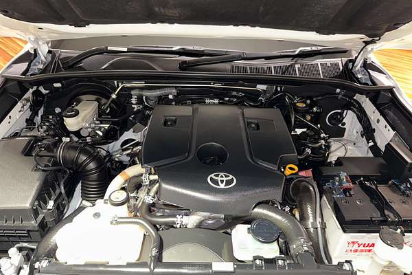 2019 Toyota Hilux SR5 GUN126R 4X4