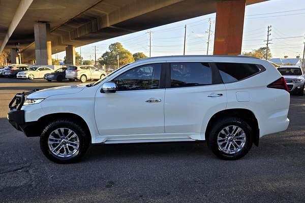 2020 Mitsubishi Pajero Sport GLX QF