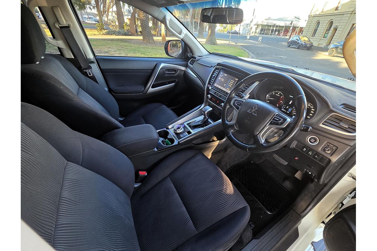 2020 Mitsubishi Pajero Sport GLX QF