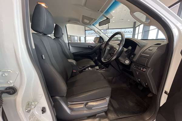 2019 Isuzu D-MAX SX 4X4