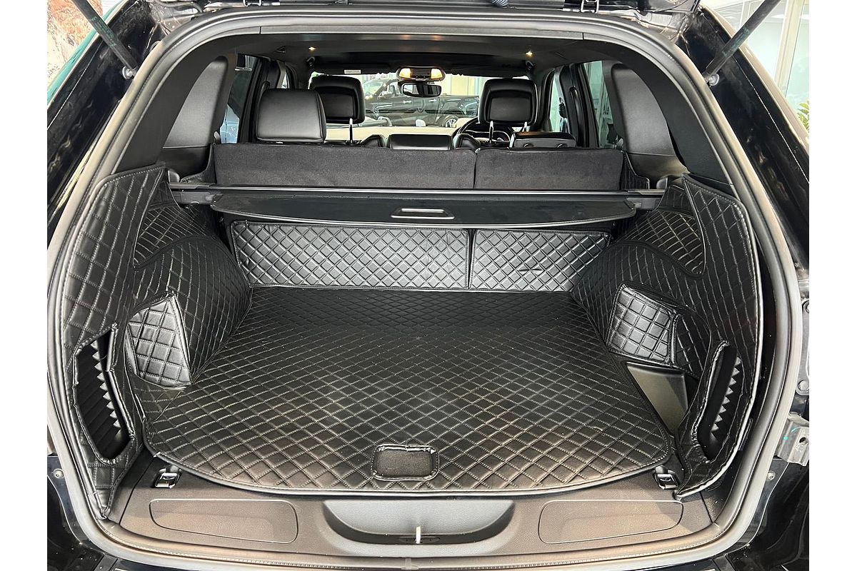 2020 Jeep Grand Cherokee Night Eagle WK