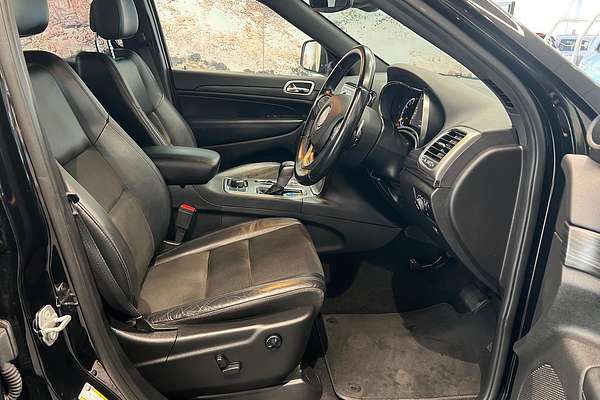 2020 Jeep Grand Cherokee Night Eagle WK