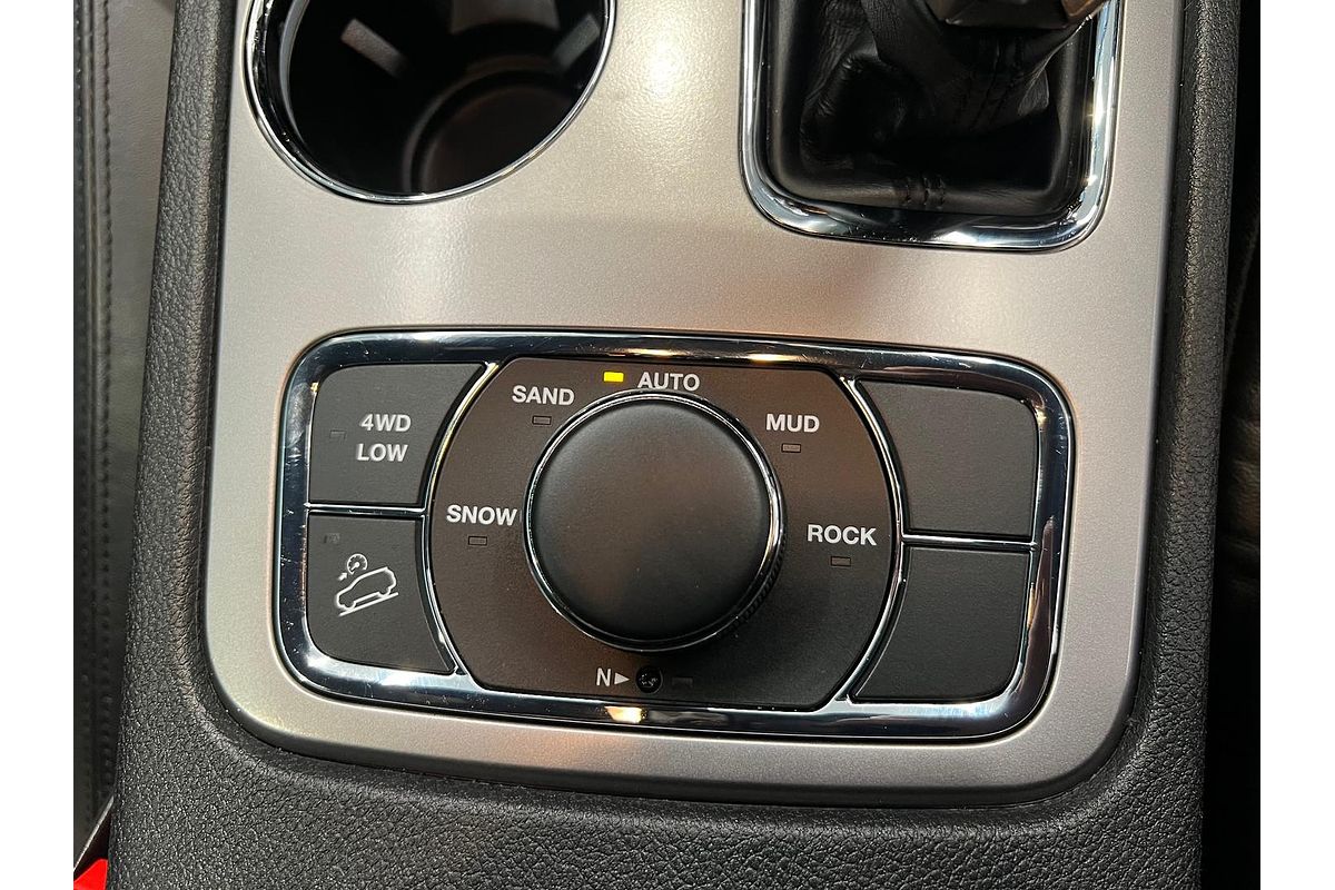 2020 Jeep Grand Cherokee Night Eagle WK