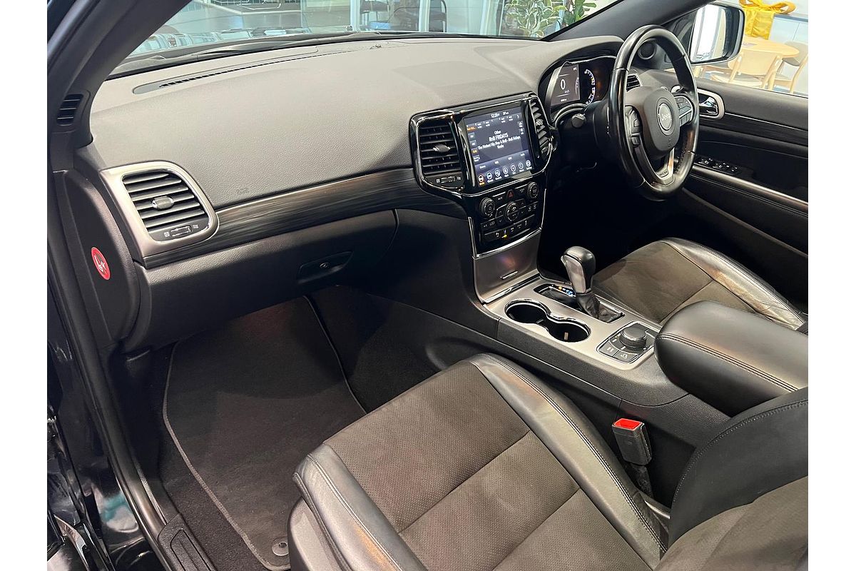 2020 Jeep Grand Cherokee Night Eagle WK