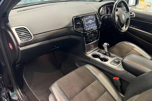 2020 Jeep Grand Cherokee Night Eagle WK