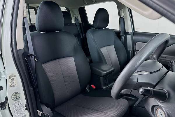 2016 Mitsubishi TRITON GLX PLUS (4x4) MQ MY16 UPGRADE 4X4