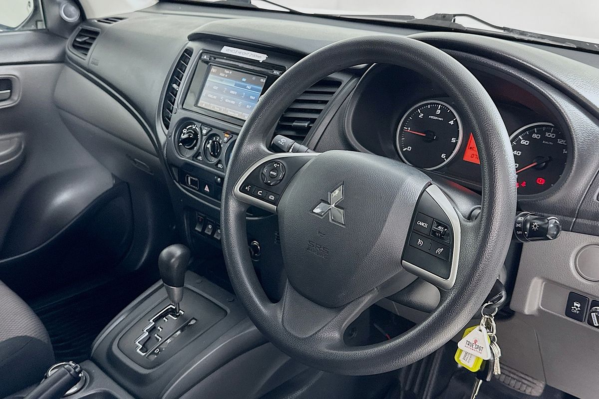 2016 Mitsubishi TRITON GLX PLUS (4x4) MQ MY16 UPGRADE 4X4