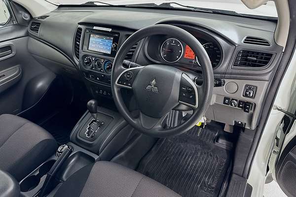 2016 Mitsubishi TRITON GLX PLUS (4x4) MQ MY16 UPGRADE 4X4