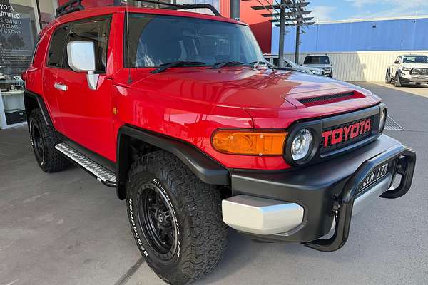 2014 Toyota FJ Cruiser GSJ15R