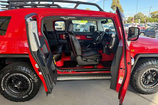 2014 Toyota FJ Cruiser GSJ15R