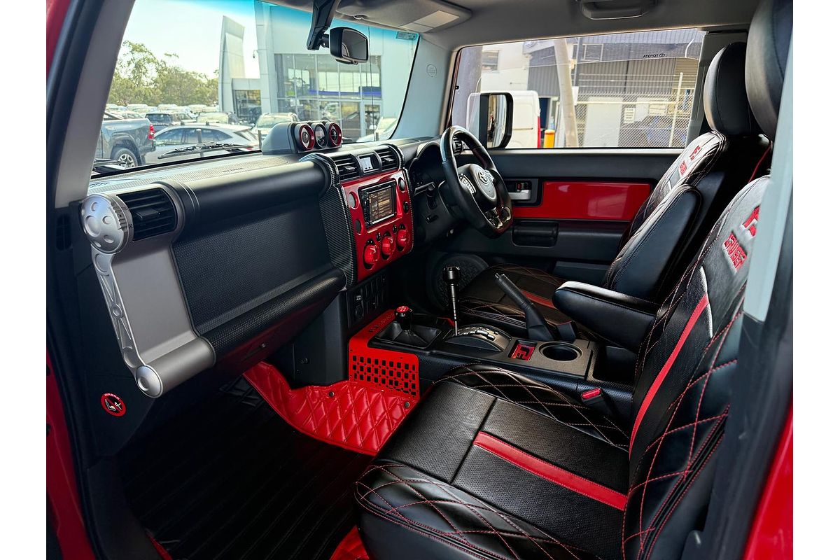 2014 Toyota FJ Cruiser GSJ15R