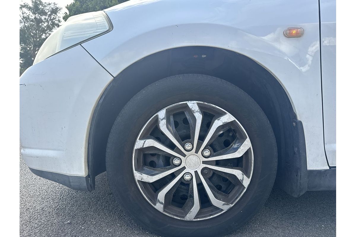 2006 Nissan Tiida ST C11