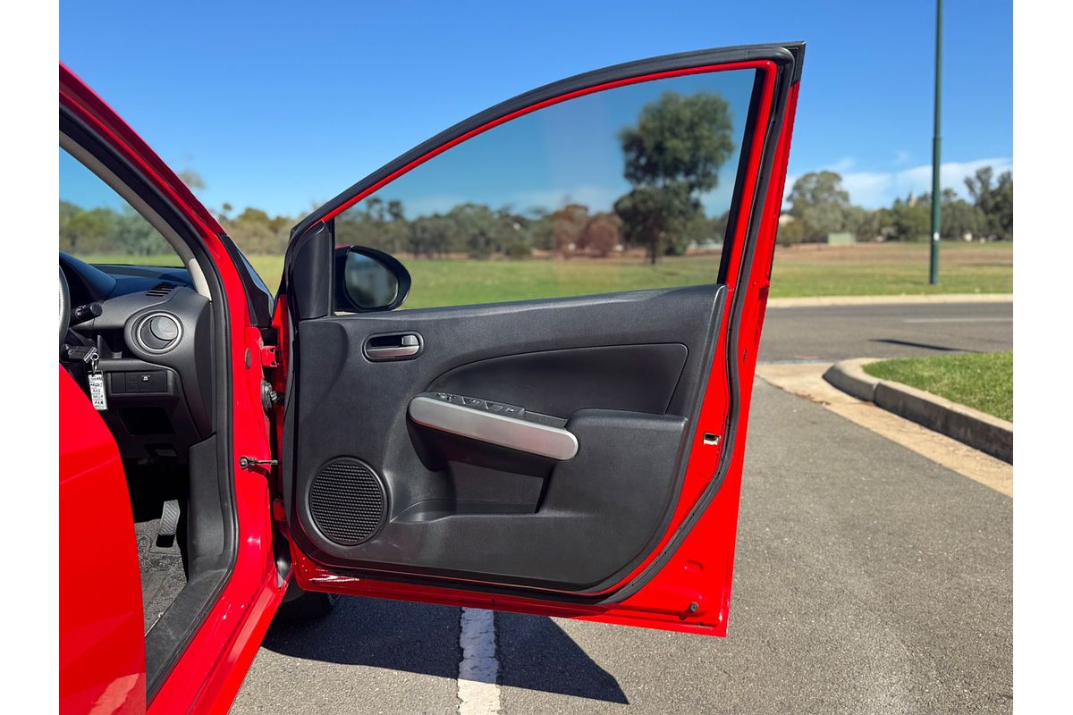 2011 Mazda 2 Neo DE Series 2