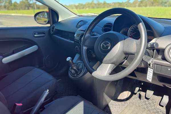 2011 Mazda 2 Neo DE Series 2