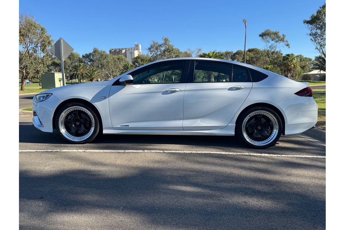 2018 Holden Commodore RS ZB