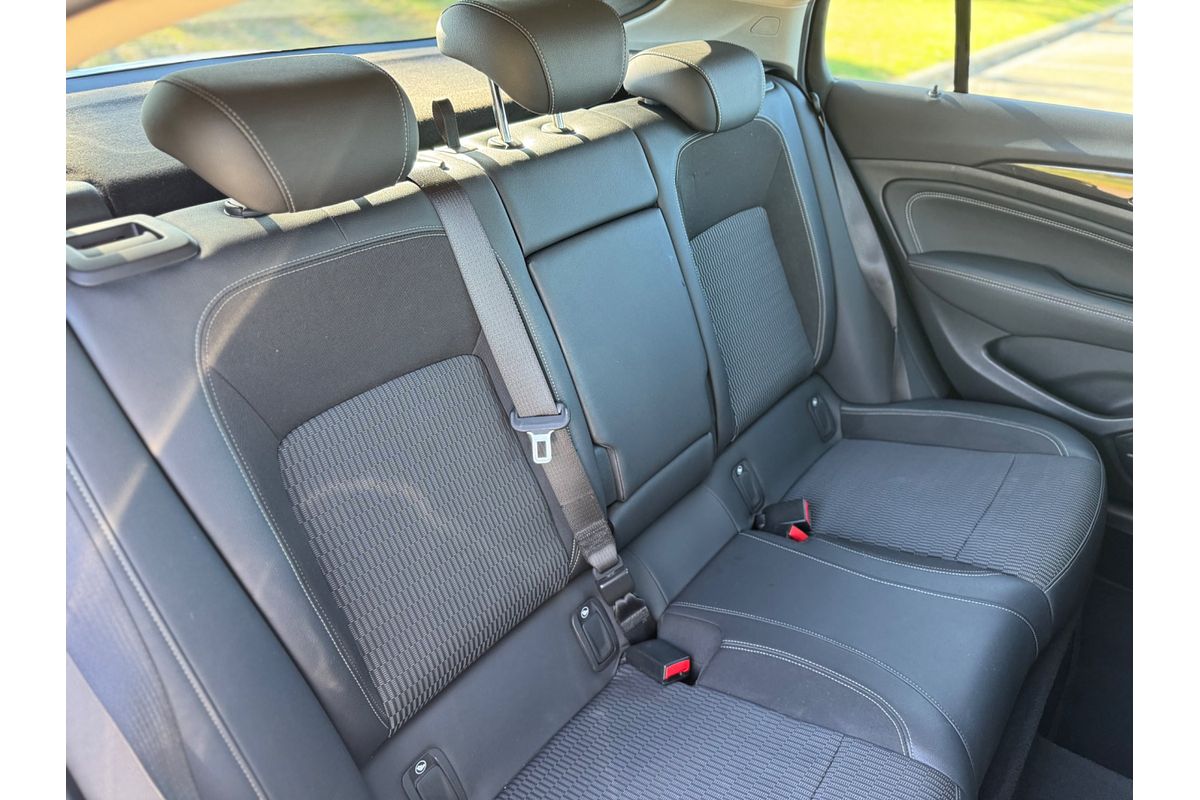 2018 Holden Commodore RS ZB