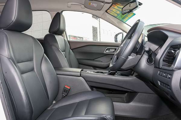 2023 Nissan X-TRAIL ST-L T33