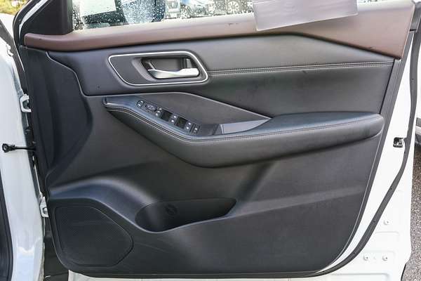 2023 Nissan X-TRAIL ST-L T33