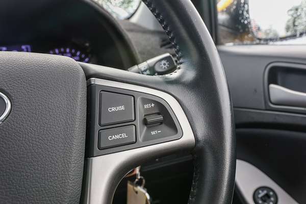 2018 Hyundai Accent Sport RB6
