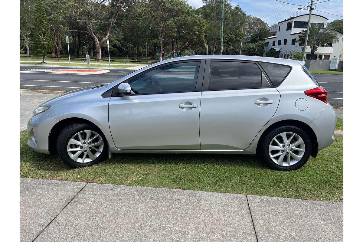 2013 Toyota Corolla Ascent Sport ZRE182R