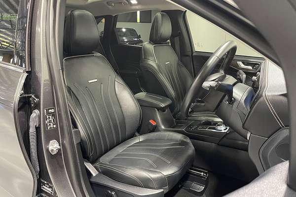 2021 Ford Escape Vignale ZH