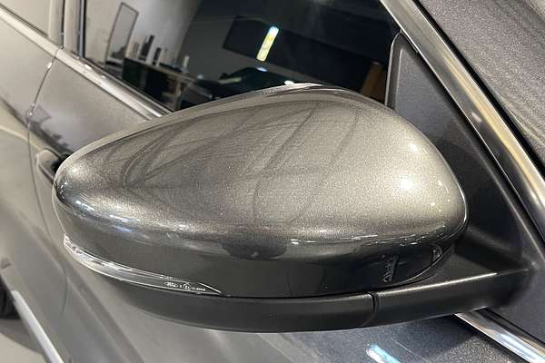 2021 Ford Escape Vignale ZH